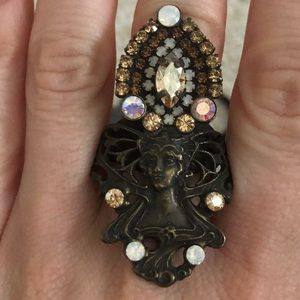 Van Galz statement ring